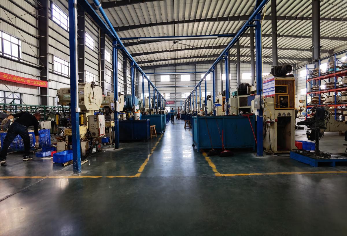 輕型沖壓生產線